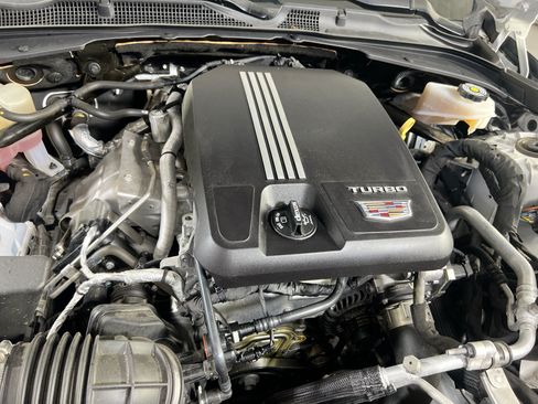 Used 2021 Cadillac CT4 Luxury w/ Sun And Sound Package RWD image 28