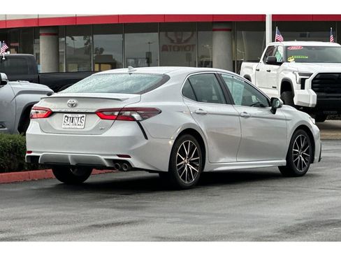 Certified 2023 Toyota Camry SE image 4
