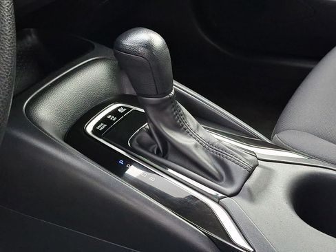 Certified 2024 Toyota Corolla LE AWD/4WD image 17