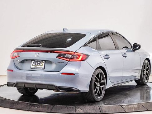 Used 2024 Honda Civic Sport image 4