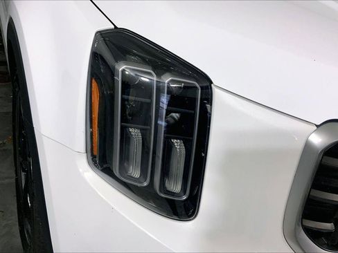 Used 2024 Kia Telluride S FWD image 27