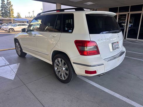 Used 2011 Mercedes-Benz GLK 350 2WD image 3
