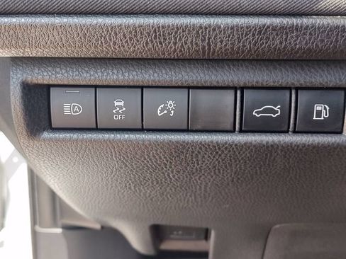 Used 2025 Toyota Camry LE FWD image 24