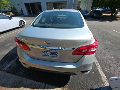 Used 2016 Nissan Sentra SV FWD image 7