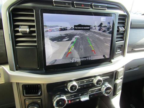 Certified 2022 Ford F150 XLT w/ Equipment Group 302A High image 21