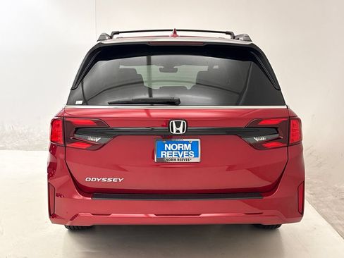 Certified 2026 Honda Odyssey EX-L image 8