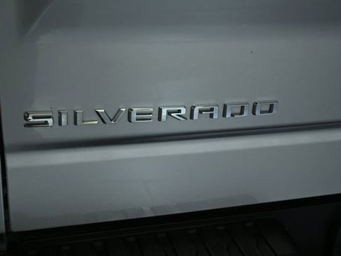 Used 2020 Chevrolet Silverado 1500 RST image 10