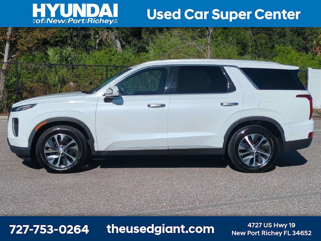 Used 2021 Hyundai Palisade SEL FWD image 2