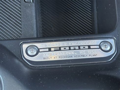 New 2025 Ford Bronco Badlands image 11