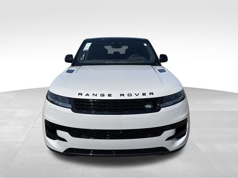 New 2025 Land Rover Range Rover Sport SE image 4