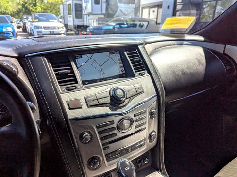Used 2019 INFINITI QX80 Limited w/ All-Season Package image 20