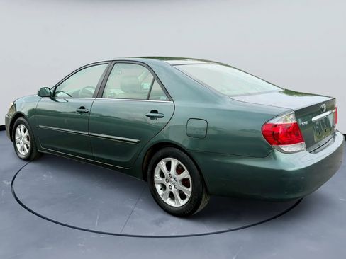 Used 2005 Toyota Camry XLE image 5