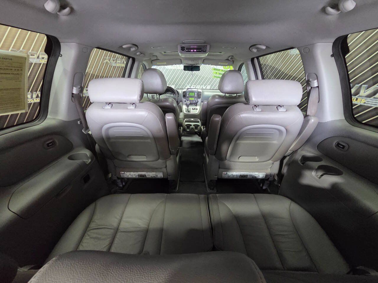 Used 2010 Kia Sedona EX w/ Luxury Pkg FWD image 26