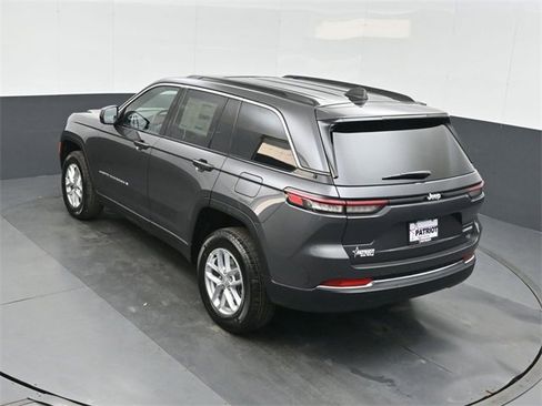 New 2025 Jeep Grand Cherokee Laredo X image 33