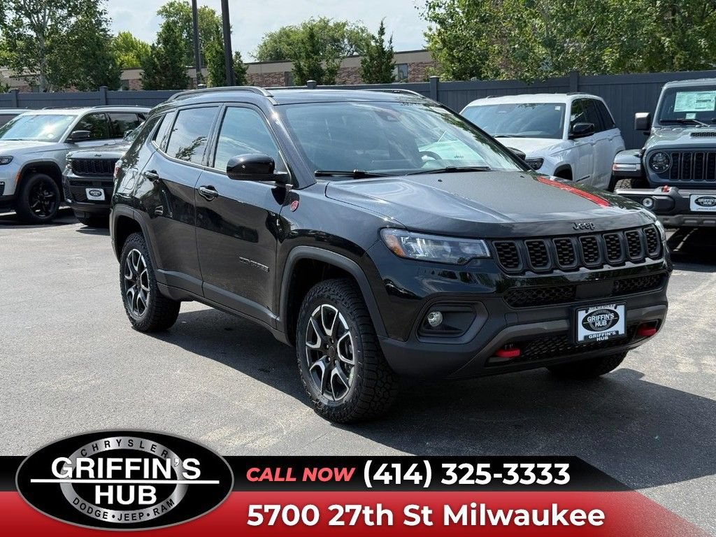 New 2026 Jeep Compass Trailhawk w/ Sun, Sound & Navigation Group AWD/4WD image 1