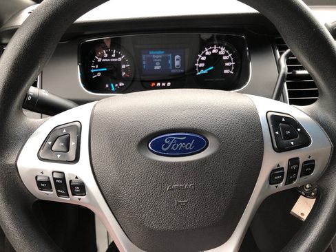 Used 2018 Ford Taurus Police Interceptor FWD image 31