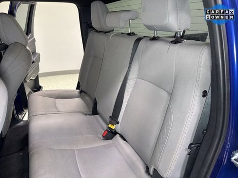 Used 2025 Toyota Tacoma SR5 image 23