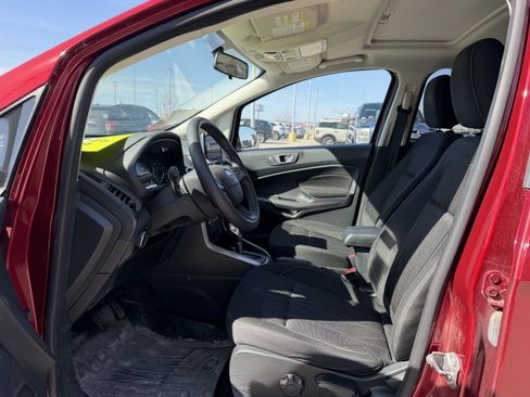 Used 2021 Ford EcoSport SE w/ SE Convenience Package image 7
