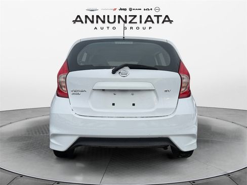 Used 2019 Nissan Versa Note SV image 4