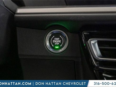 New 2026 Chevrolet Traverse LT image 13