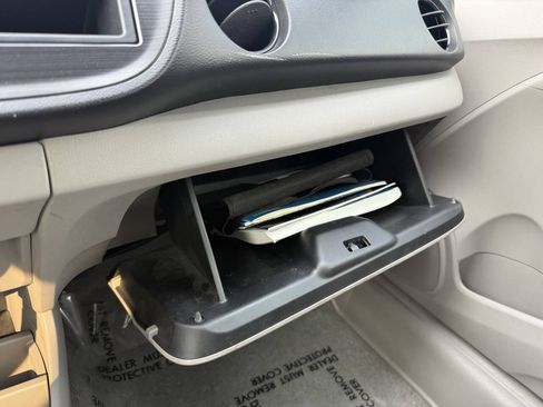 Used 2011 Honda Insight image 19
