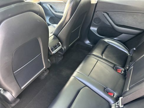 Used 2024 Tesla Model Y Long Range image 13