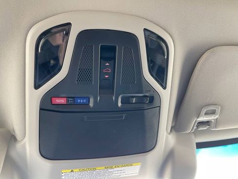 Used 2022 Subaru Outback Premium image 26