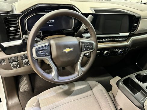 Used 2026 Chevrolet Silverado 1500 LT w/ Texas Edition Plus AWD/4WD image 15