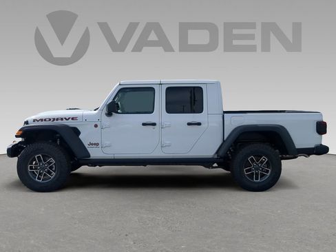New 2025 Jeep Gladiator Mojave w/ Technology Group image 4