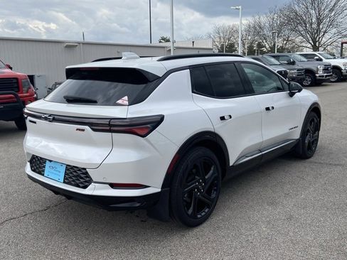 Used 2025 Chevrolet Equinox EV RS image 3