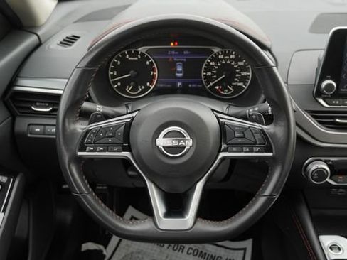 Used 2024 Nissan Altima 2.5 SR image 15