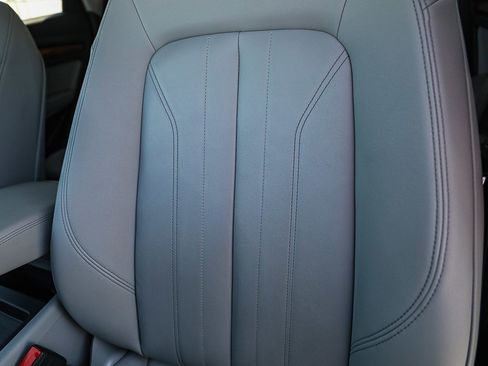 Used 2022 Audi Q5 2.0T Premium w/ Convenience Package image 24