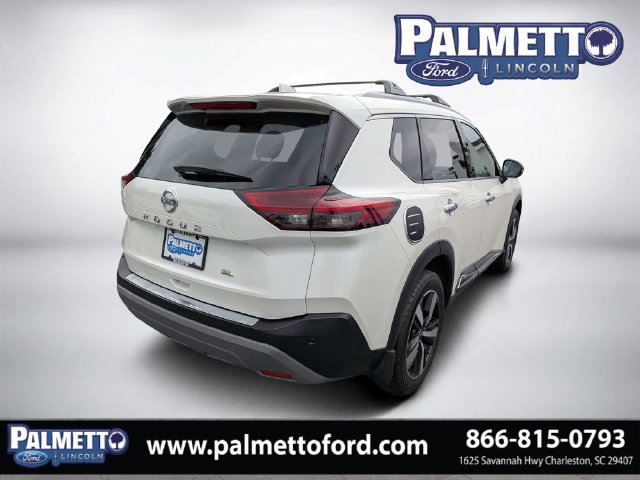 Used 2021 Nissan Rogue SL w/ Premium Package FWD image 3