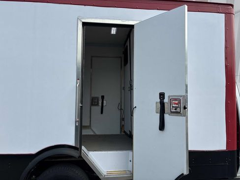 Used 2023 Ford E-350 and Econoline 350 Super Duty w/ Power Windows & Locks Group RWD image 20