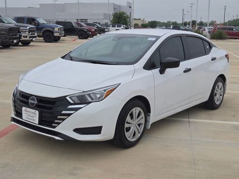 Used 2024 Nissan Versa S w/ Trunk Package FWD image 7