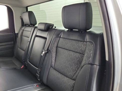 Used 2023 Toyota Tundra Limited AWD/4WD image 13