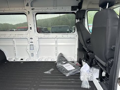 Used 2024 RAM ProMaster 2500 w/ Cold Weather Group FWD image 20