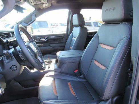 Used 2024 GMC Sierra 1500 AT4 w/ Technology Package image 13