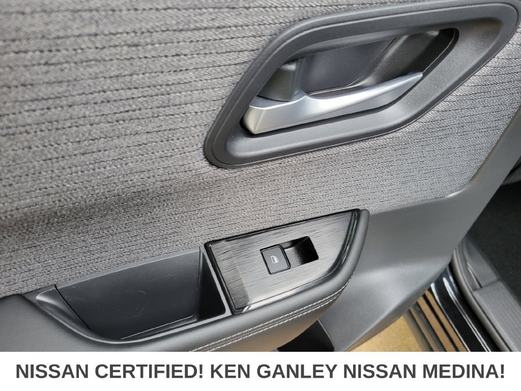 Certified 2021 Nissan Rogue SV AWD/4WD image 40