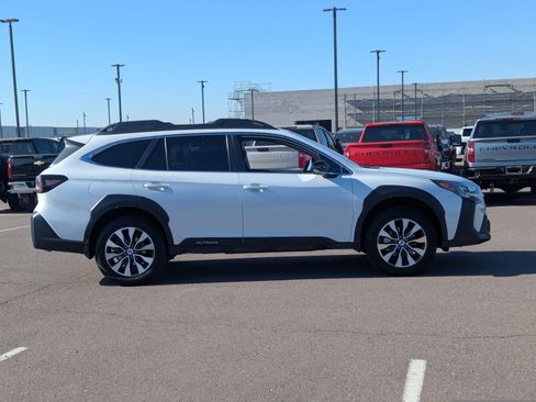 Used 2023 Subaru Outback Limited XT image 7