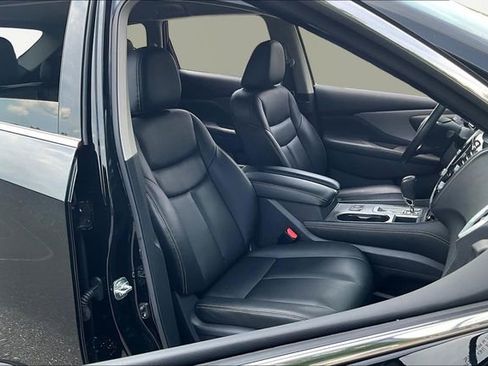 Used 2024 Nissan Murano SV image 19