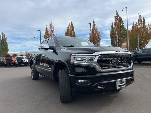 Certified 2022 RAM 1500 Limited w/ Body Color Bumper Group image 9