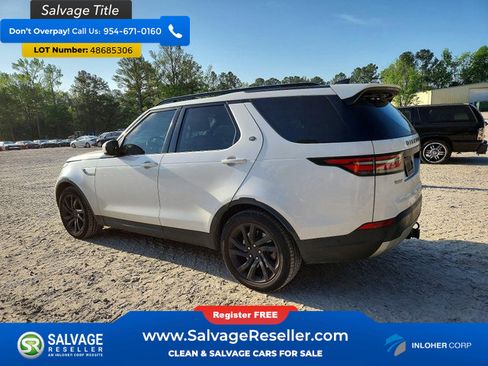 Used 2017 Land Rover Discovery HSE AWD/4WD image 3