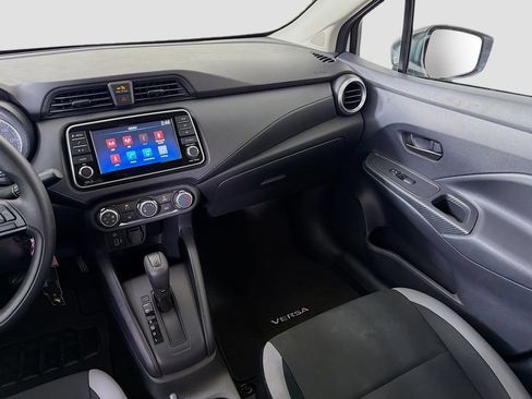 Used 2025 Nissan Versa S FWD image 24