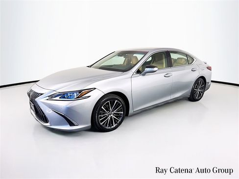 Certified 2023 Lexus ES 350 w/ Premium Package image 3