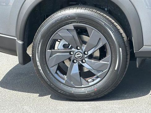 New 2026 Nissan Rogue SV FWD image 32