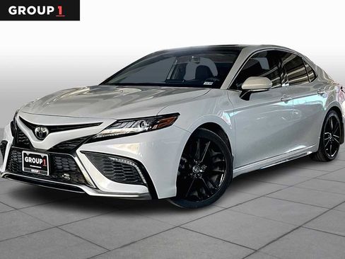 Used 2023 Toyota Camry XSE image 1