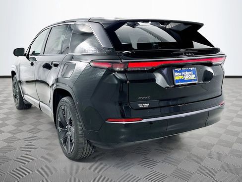 New 2025 Jeep Wagoneer S Launch Edition image 21