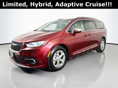 Used 2021 Chrysler Pacifica Limited image 4