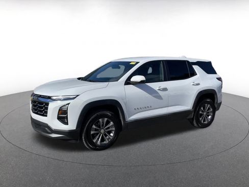 Used 2025 Chevrolet Equinox LT image 7